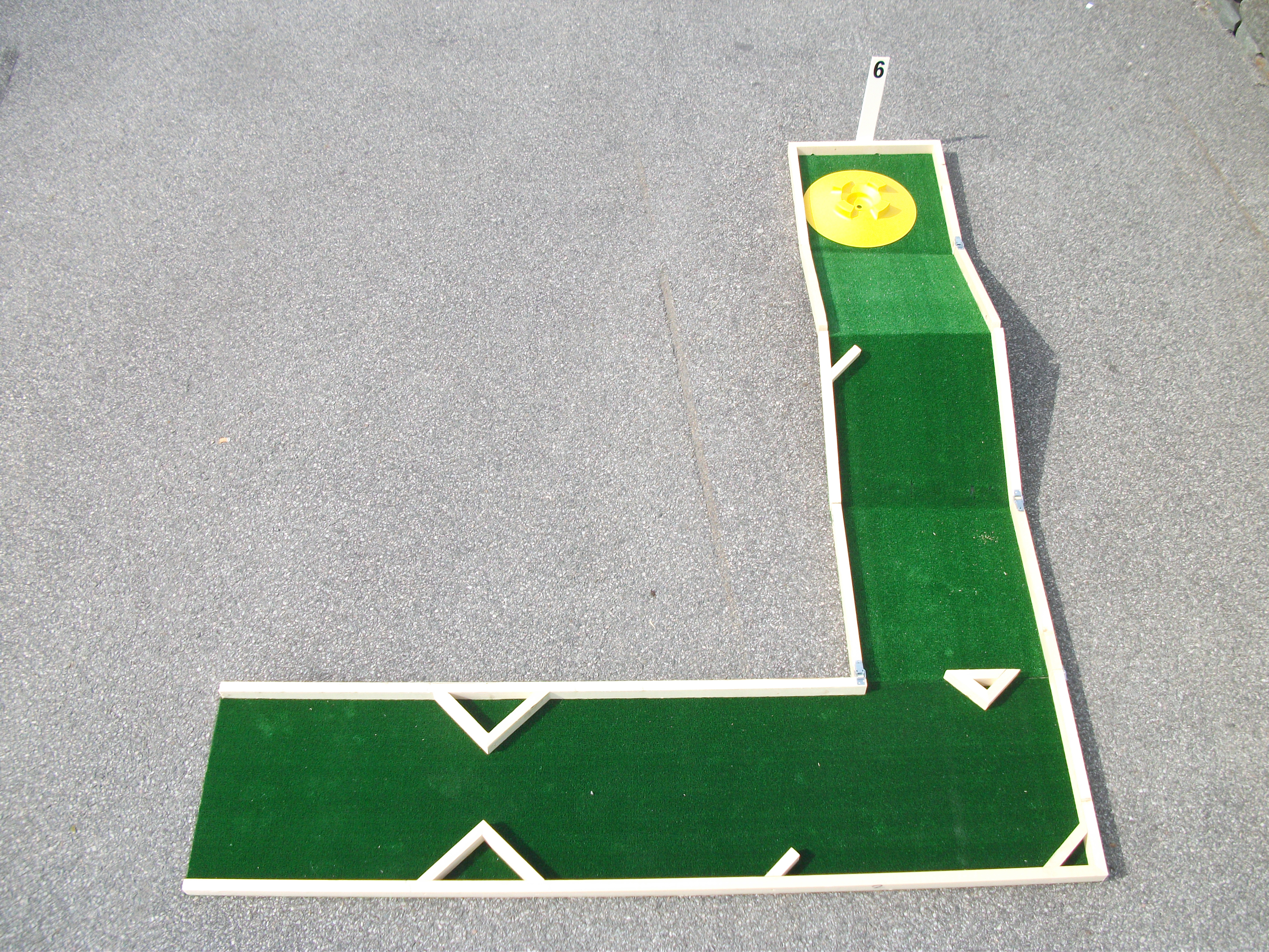 Mini golf